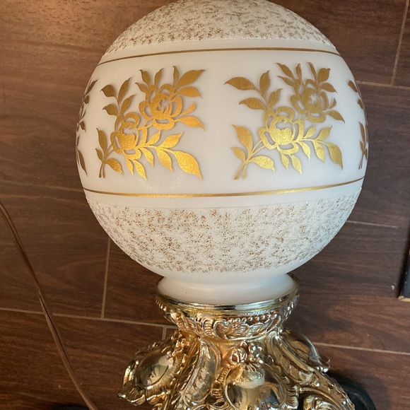 Vintage, Style, Italian Table/ Floor Lamp, Gold motif on white MCM - Picture 13 of 17